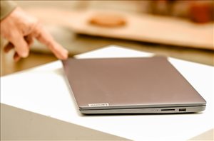 Lenovo IDEAPAD3  