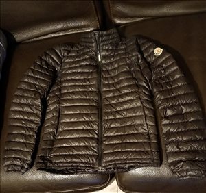 מעיל MONCLER מותג על 