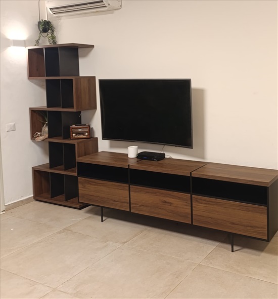 תמונה 2 ,מזנון שולחנות ספרייה וקונסולה למכירה בגלאון ריהוט  ספריה
