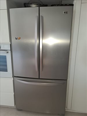מוצרי חשמל - מקרר 3 דלתות LG <br>       
