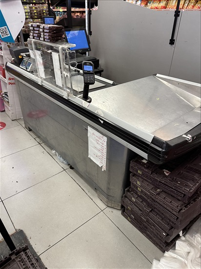 תמונה 2 ,שולחן לקופה רושמת עם מסועה  למכירה בבאר יעקב ציוד לעסקים  שולחנות וכסאות