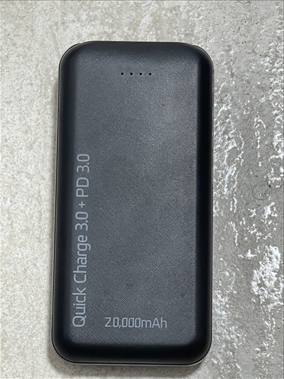 תמונה 1 ,power bank 20,000 למכירה באשקלון  מחשבים וציוד נלווה  אחר