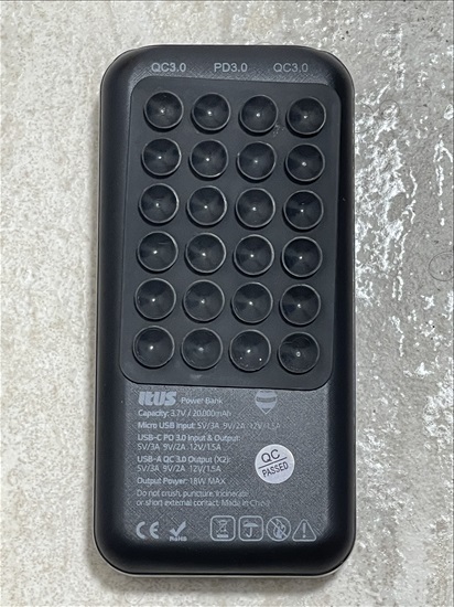 תמונה 2 ,power bank 20,000 למכירה באשקלון  מחשבים וציוד נלווה  אחר