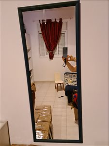 תכולת דירה - ארון קיר . מיטה . מראה - 50    <br>  ... 