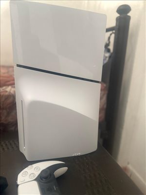 משחקים וקונסולות - Ps5 slim <br>       