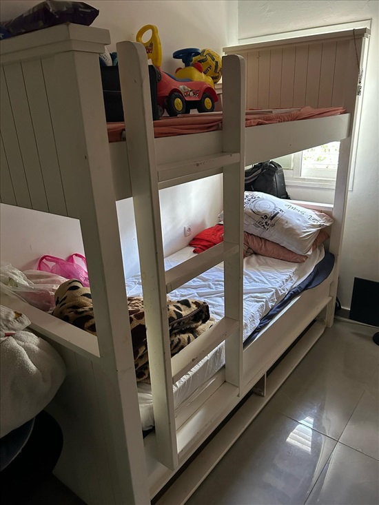 תמונה 1 ,‏מיטת קומותיים למכירה בבת ים לתינוק ולילד  כלי מיטה