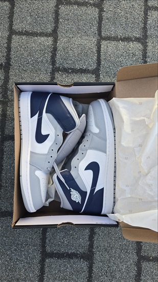 תמונה 3 ,Air Jordan 1 Mid למכירה בג'דיידה מכר ביגוד ואביזרים  נעליים