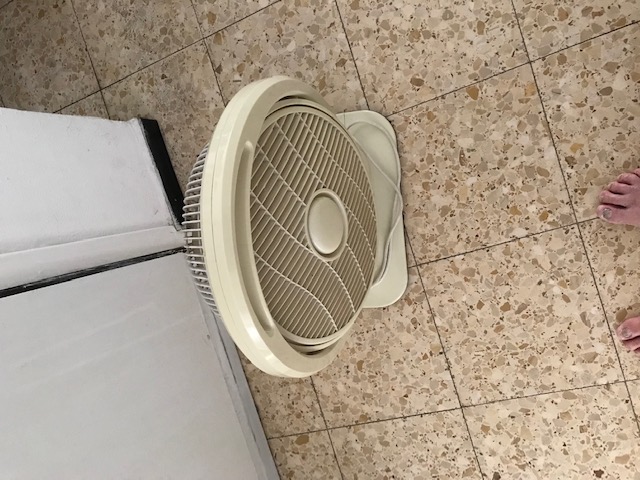 תמונה 1, מאוורר ריצפתי למכירה ברואשון לציון | מוצרי חשמל  שונות