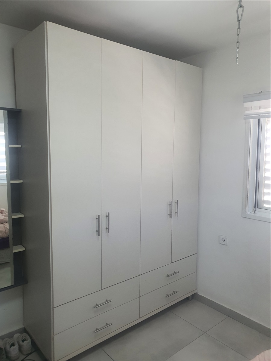 תמונה 1, ארון בגדים למכירה בתל אביב | ריהוט  ארונות