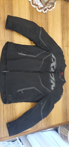 מעיל רכיבה של IXON למכירה 3XL 