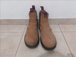 נעליים 