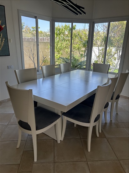 תמונה 1 ,פינת אוכל + 8 כסאות למכירה בבאר שבע ריהוט  פינת אוכל