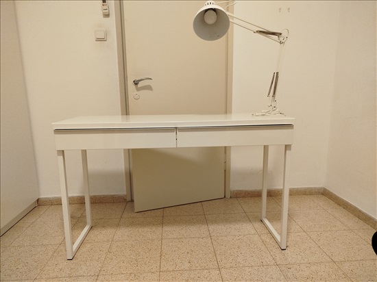 תמונה 2 ,שולחן עבודה  למכירה בירושלים ריהוט  שולחנות
