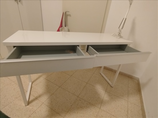 תמונה 3 ,שולחן עבודה  למכירה בירושלים ריהוט  שולחנות