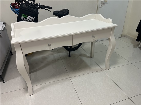 תמונה 1 ,שולחן כתיבה למכירה ברמת גן ריהוט  שולחנות