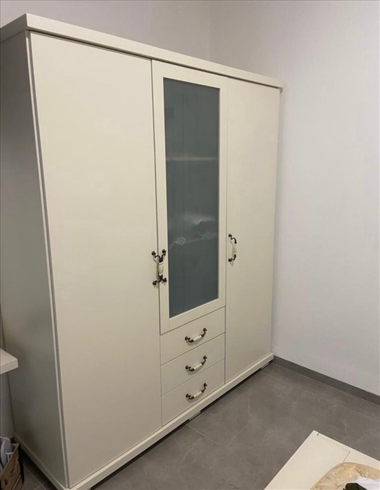 תמונה 3 ,מיטה זוגית וארון מעץ מלא למכירה בתל אביב ריהוט  חדרי שינה