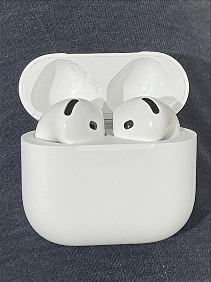 תמונה 1 ,AirPods 4 עם מסנן רעשים למכירה באשקלון סלולרי  אוזניות