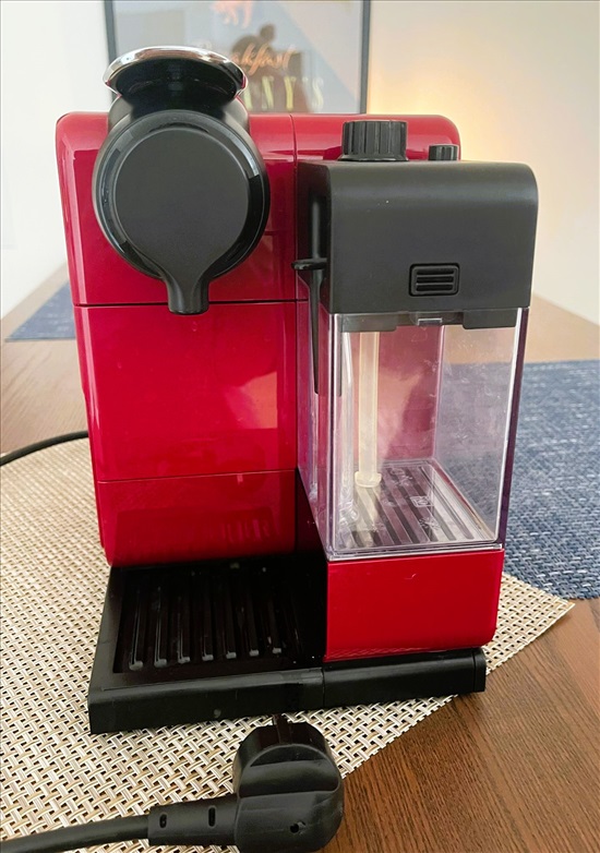 תמונה 4 ,מכונת קפה של Nespresso דגם De’ למכירה בכפר יונה מוצרי חשמל  מכונת קפה