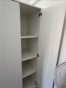 ארון בגדים 
