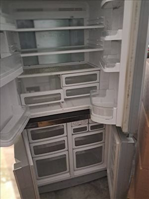 מקרר שארפ במצב מעולה 