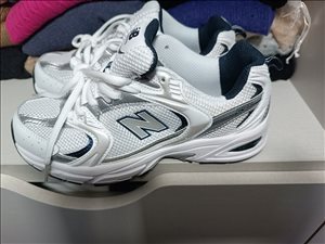 ביגוד ואביזרים נעלי ספורט 19 