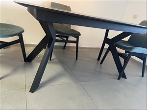 שולחן 