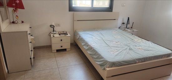 תמונה 3 ,מיטה שידה 2 שידות קטנות למכירה בנתניה ריהוט  חדרי שינה