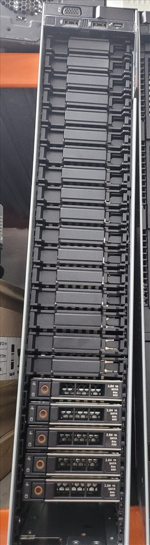 תמונה 1 ,Dell R740 XD 20Tb SSD למכירה בפתח תקווה מחשבים וציוד נלווה  שרתים