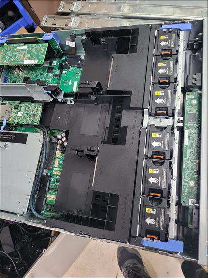 תמונה 2 ,Dell R740 XD 20Tb SSD למכירה בפתח תקווה מחשבים וציוד נלווה  שרתים