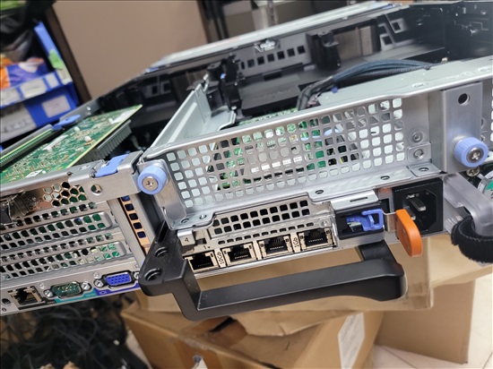 תמונה 5 ,Dell R740 XD 20Tb SSD למכירה בפתח תקווה מחשבים וציוד נלווה  שרתים
