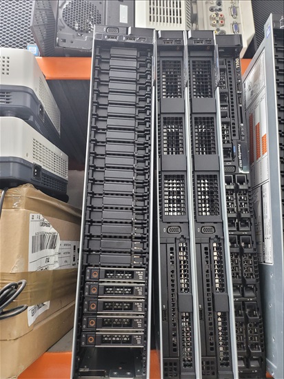 תמונה 6 ,Dell R740 XD 20Tb SSD למכירה בפתח תקווה מחשבים וציוד נלווה  שרתים