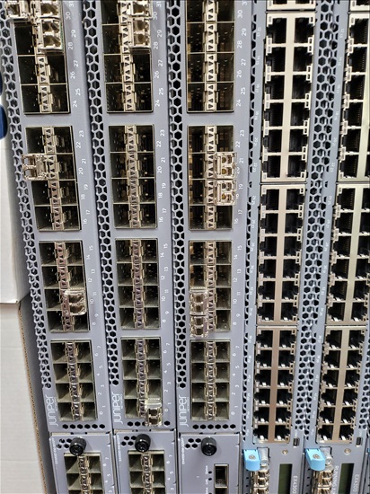 תמונה 2 ,Juniper EX4550 למכירה בפתח תקווה מחשבים וציוד נלווה  שרתים