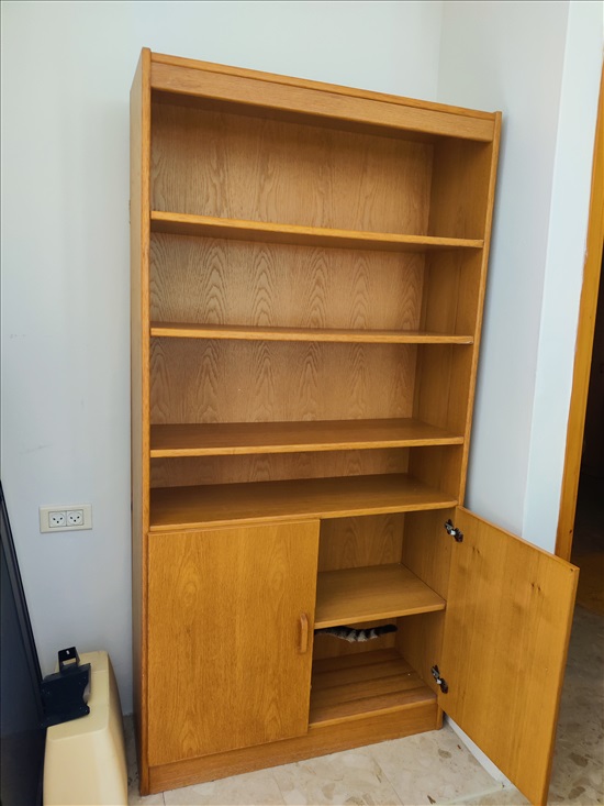 תמונה 2 ,ספריה למכירה בקרית טבעון ריהוט  ספריה
