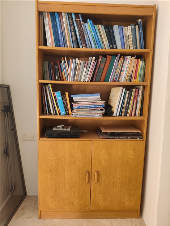 תמונה 3 ,ספריה למכירה בקרית טבעון ריהוט  ספריה