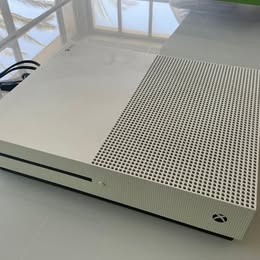 תמונה 3 ,Xbox one חדש + כבל, 512GB למכירה באור יהודה משחקים וקונסולות  XBox ONE
