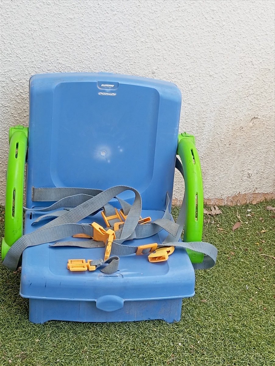 תמונה 1, מושב הגבהה לתינוק, עם כל הרצוע למכירה בחיפה | לתינוק ולילד  כסא לאוכל