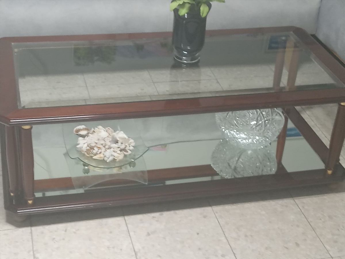 תמונה 1, שולחן סלוני למכירה בירושלים הר נוף רחוב הקבלן | ריהוט  שולחנות