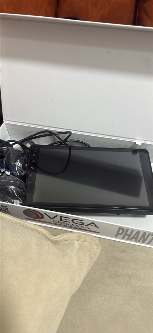 תמונה 1 ,מסך לרכב vega למכירה בחיפה מוסיקה וסרטים  אחר