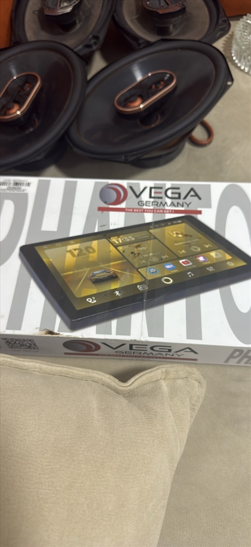 תמונה 2 ,מסך לרכב vega למכירה בחיפה מוסיקה וסרטים  אחר