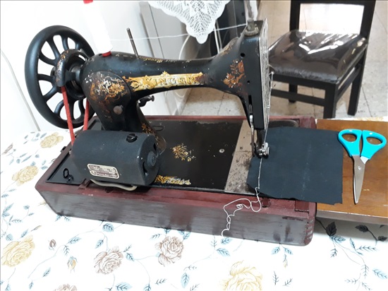 תמונה 2 ,מכונת תפירה למכירה בחדרה אספנות  מכונות תפירה