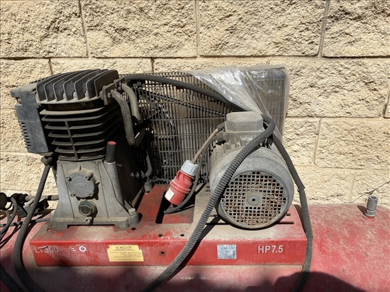 תמונה 3 ,קומפרסור אויר 7.5 כוח בוס למכירה בחדרה ציוד לעסקים  ציוד ל מוסך