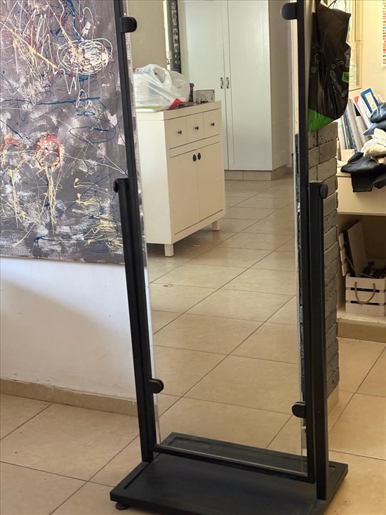 תמונה 1 ,מראה עומדת איכותית למכירה בכפר אדומים ריהוט  מראה