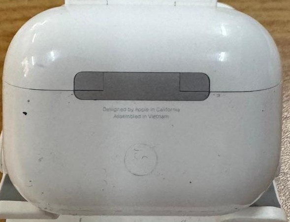תמונה 2 ,AIRPODS PRO 4 למכירה בקרית מוצקין סלולרי  אוזניות