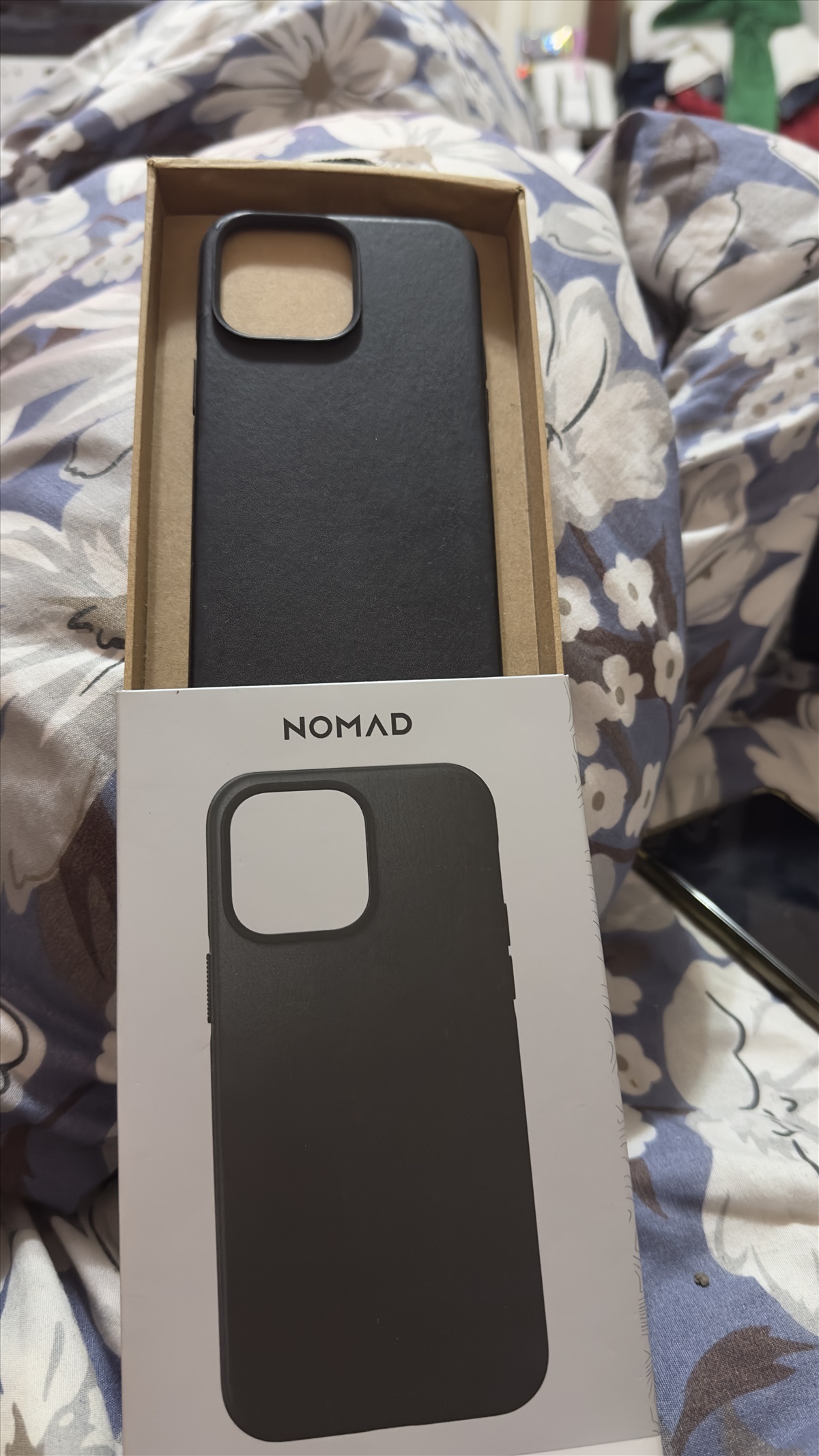 תמונה 1, כיסוי עור NOMAD לאייפון 14 פ.מ למכירה בבאר שבע | סלולרי  מגיני מסך וכי...