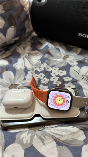 מטען אלחוטי כפול Apple.  