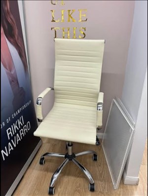 ריהוט כיסאות 1 