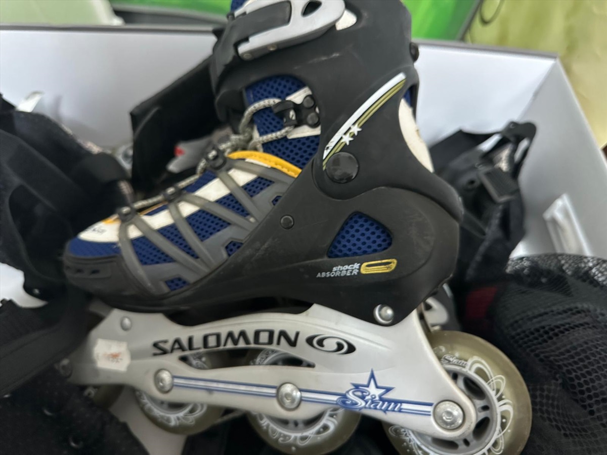 תמונה 1, רולר SALOMON + סט אביזרי מגן.  למכירה ברחובות | ציוד ספורט  גלגיליות