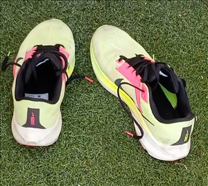 נעלי ספורט, נעלי ריצה Nike Air 
