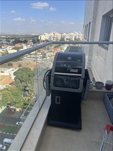 לגינה - מנגל קולמן עם 2בלוני גז <br>       