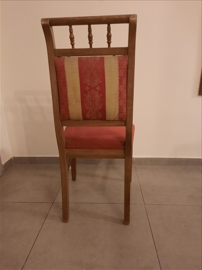 תמונה 3 ,כיסא עץ וינטג' למכירה בבת ים ריהוט  כיסאות
